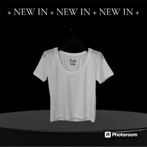 Aveto Brand Crop Top White Fitted Stretch Juniors Size Medium